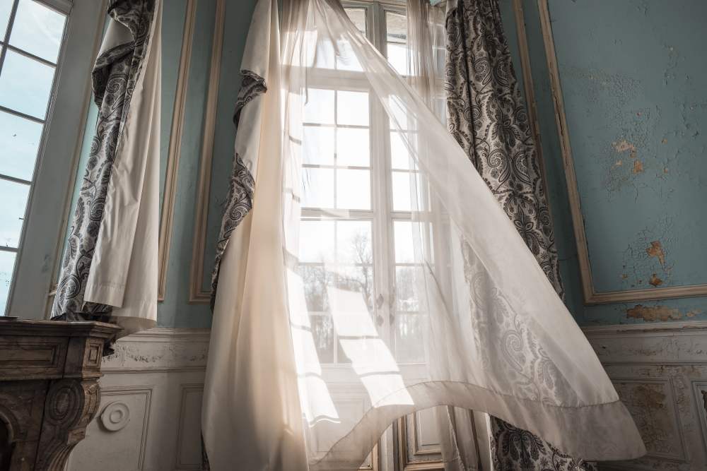 Cortinas a Medida Manresa: Vistiendo tu Hogar con Diseño, Exclusividad y Confección Perfecta